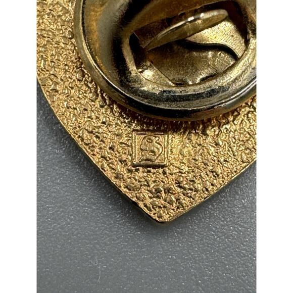 Vintage BOY SCOUTS Be Prepared Enamel Red Heart Lapel Pin - Picture 4 of 5